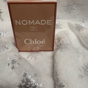 Chloe Nomade Absolu de Parfum - Gold and White